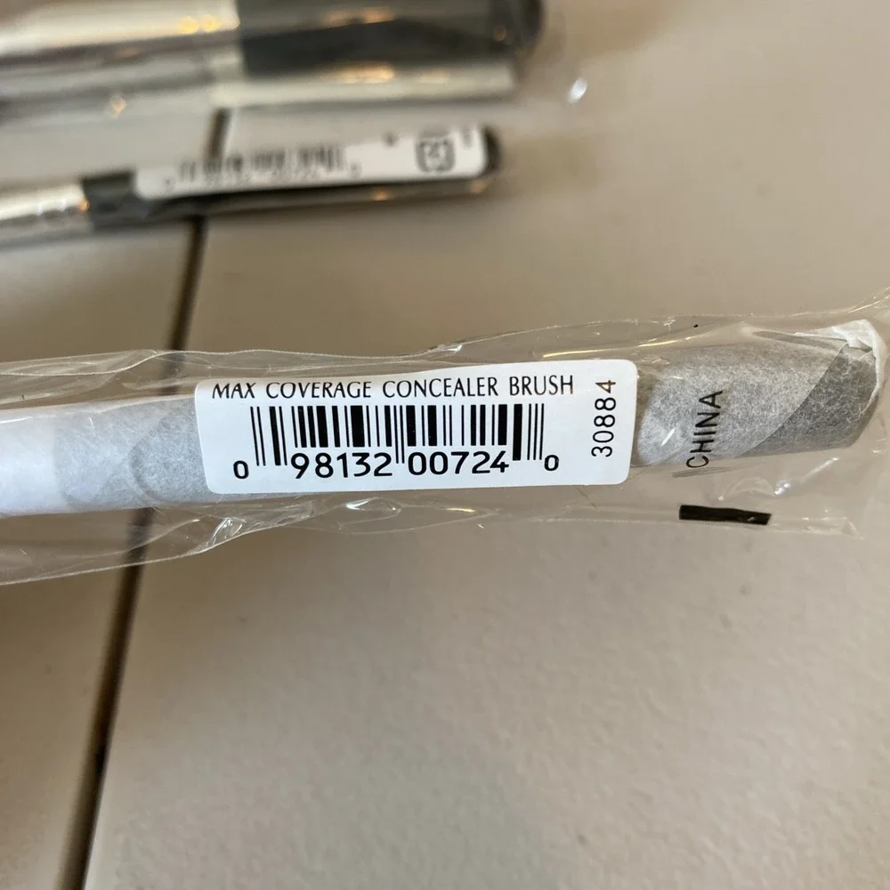 bareMinerals bare escentials